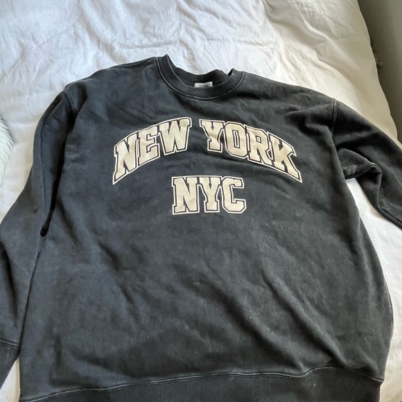 Graphic Oversized Crewneck - Picture 1 of 2